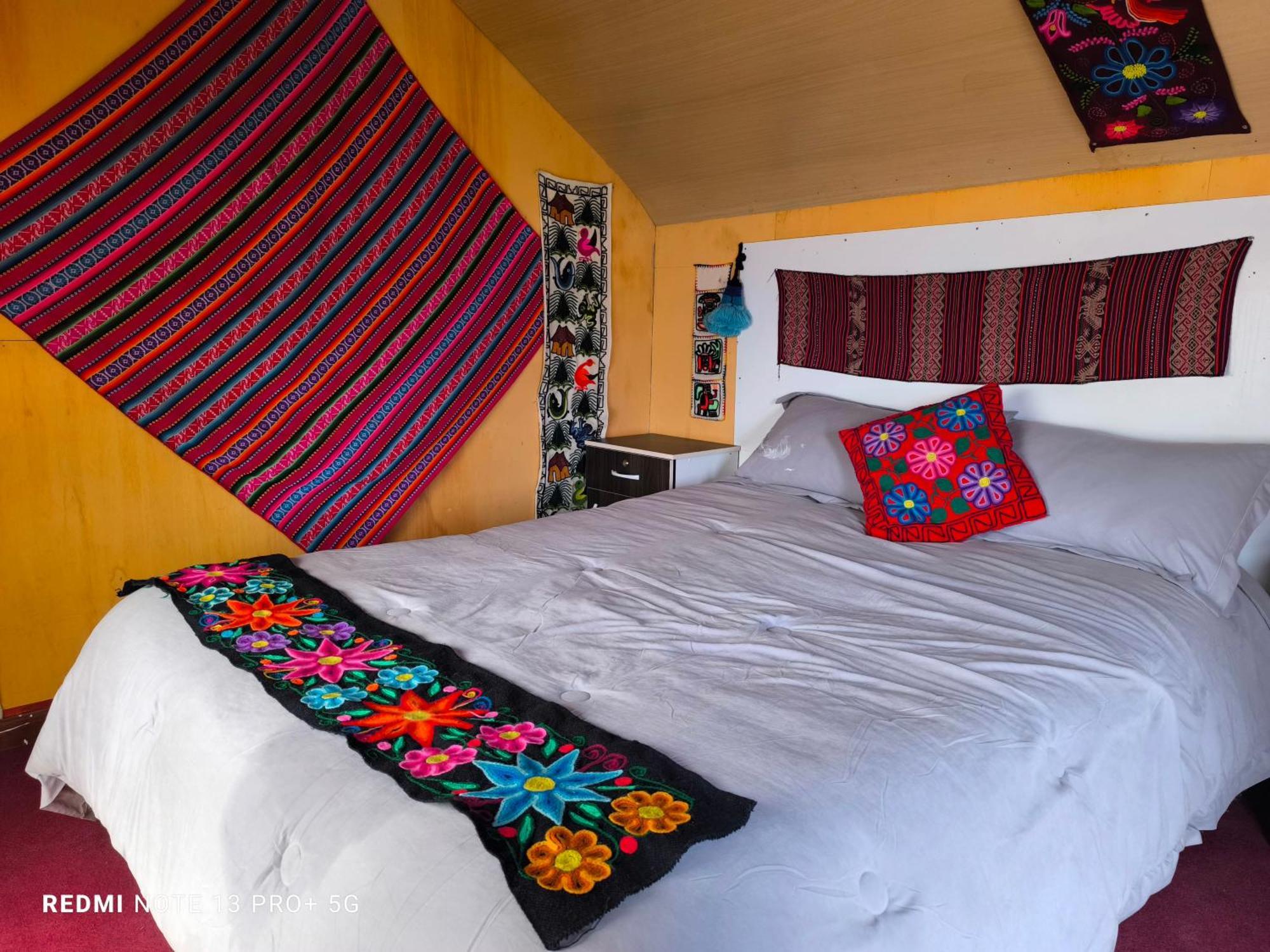 Quechua Lodge Titicaca プーノ エクステリア 写真
